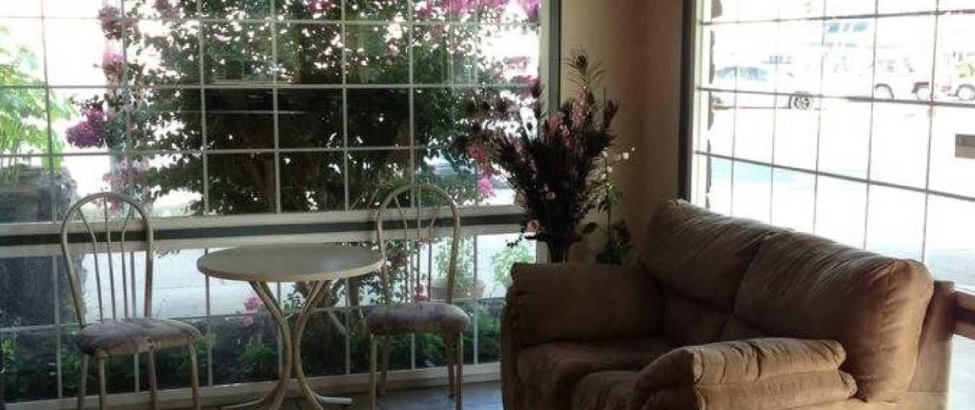 موتيل غرانتس باس، أوريغون نايتس إن موتل المظهر الخارجي الصورة